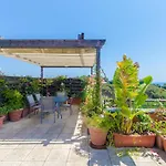 Apartmán Boadella Atico - Seaview Penthouse *